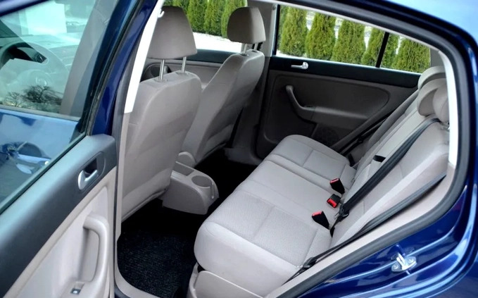 Volkswagen Golf Plus cena 24900 przebieg: 197406, rok produkcji 2009 z Kobyłka małe 631